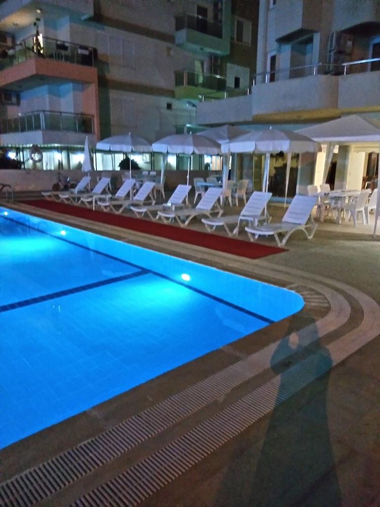 Mikado Hotel Mahmutlar Luaran gambar